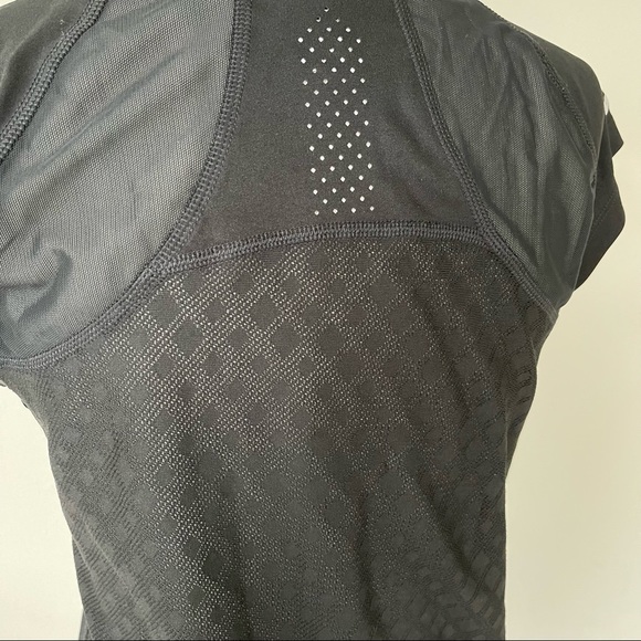 Champion Black Short Sleeve Workout Top - Picture 8 of 9